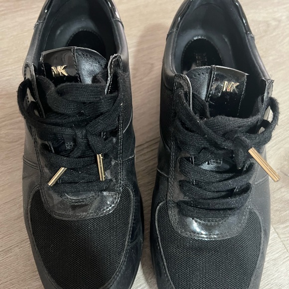 Michael Kors Woman Sneaker - Picture 6 of 7